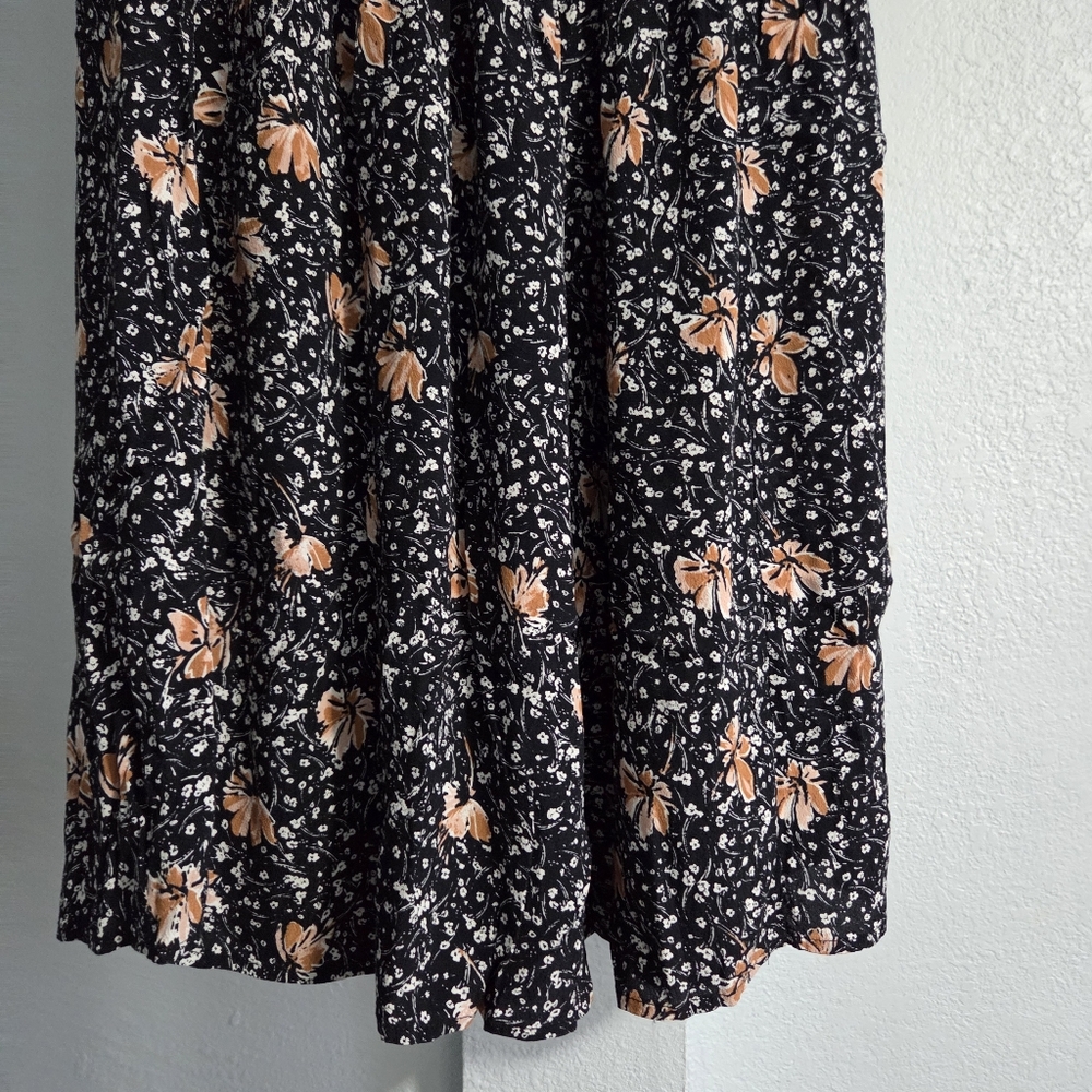 Chelsea28 Black and Orange Floral A-Line Skirt - Picture 4 of 7